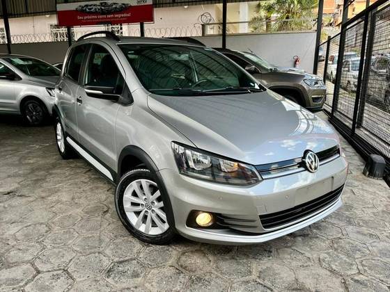 VOLKSWAGEN FOX 1.0 MPI TRACK 12V FLEX 4P MANUAL